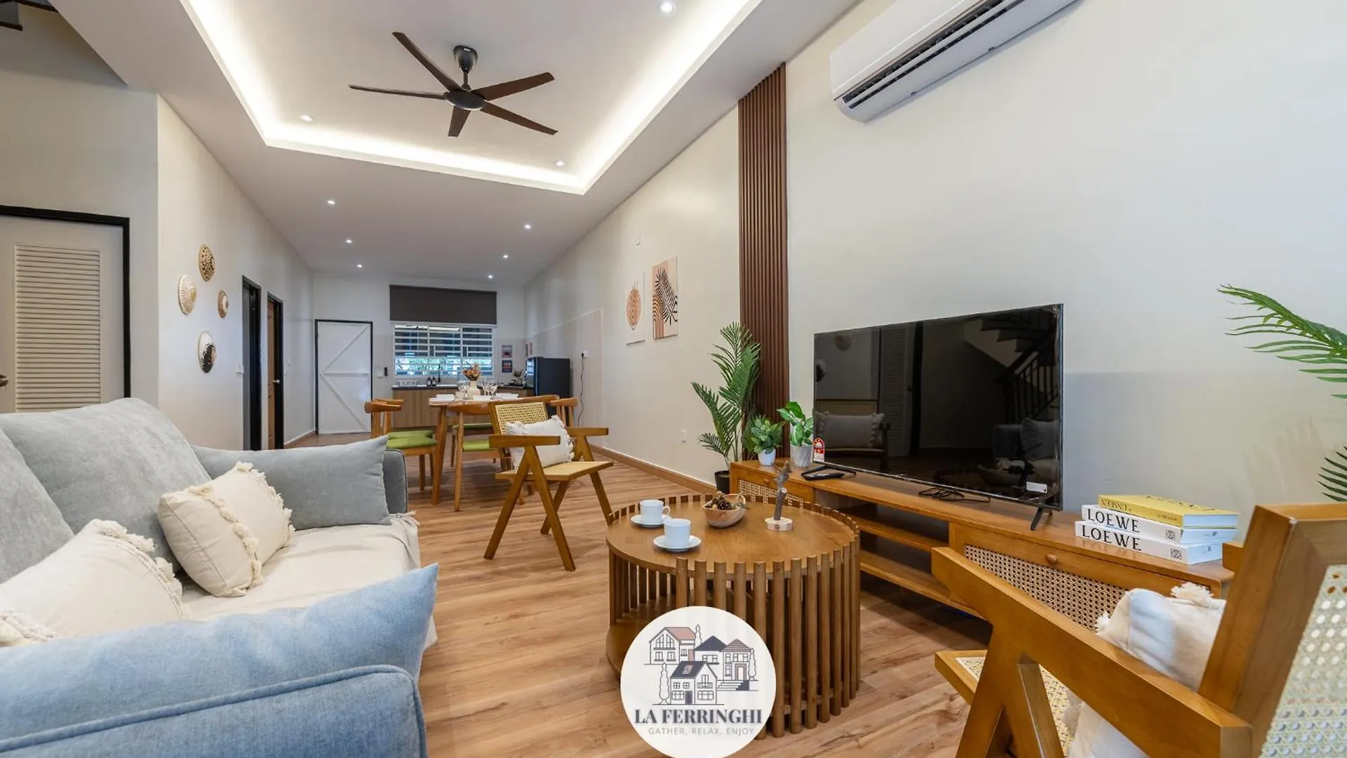 La Ferringhi Villa Batu Feringgi
