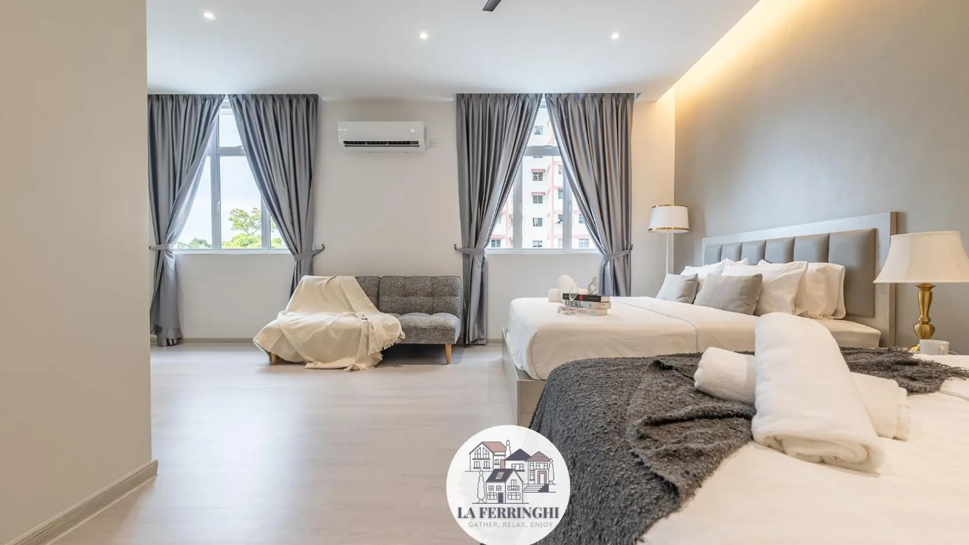 La Ferringhi Villa Batu Feringgi Malezya