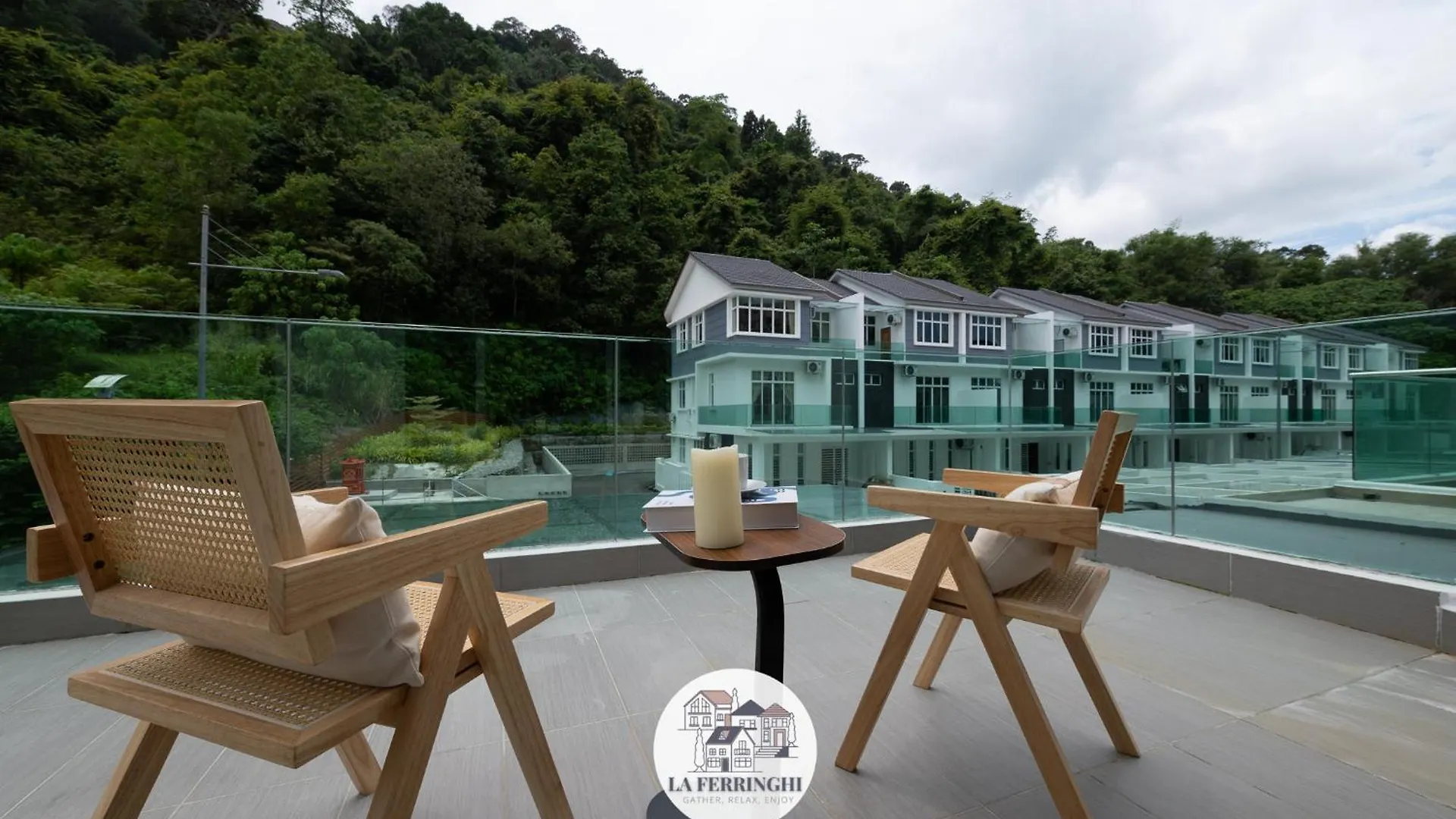 La Ferringhi Villa Batu Ferringhi